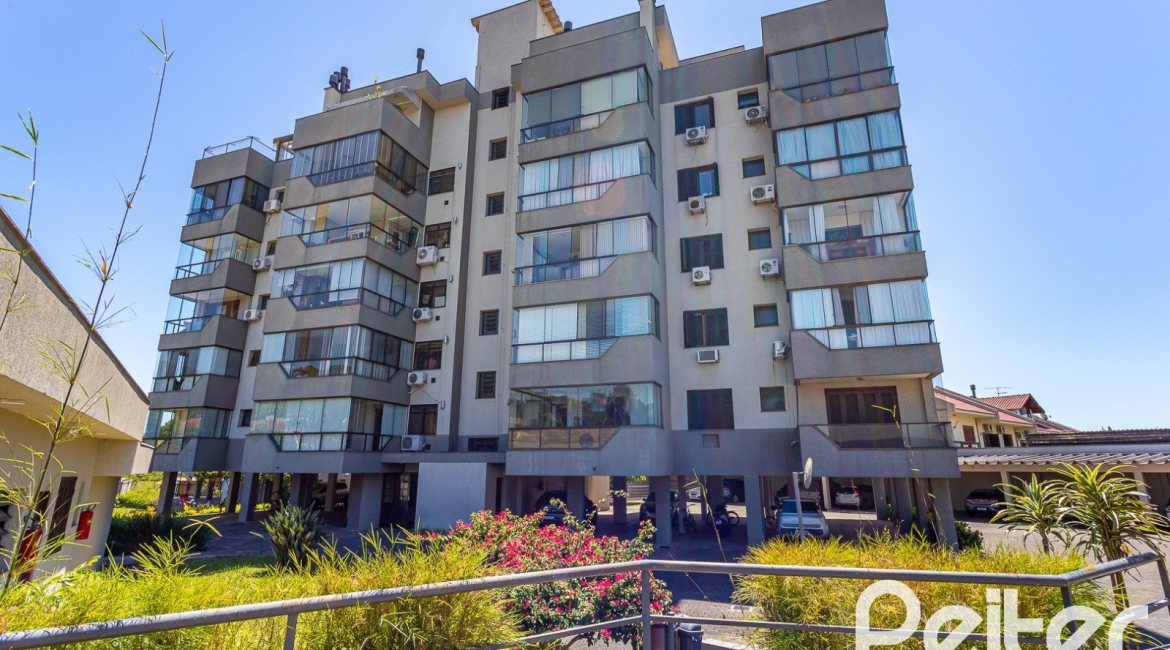 Apartamento à venda com 109m², 3 dormitórios, 1 suíte, 2 vagas, no bairro Tristeza em PORTO ALEGRE