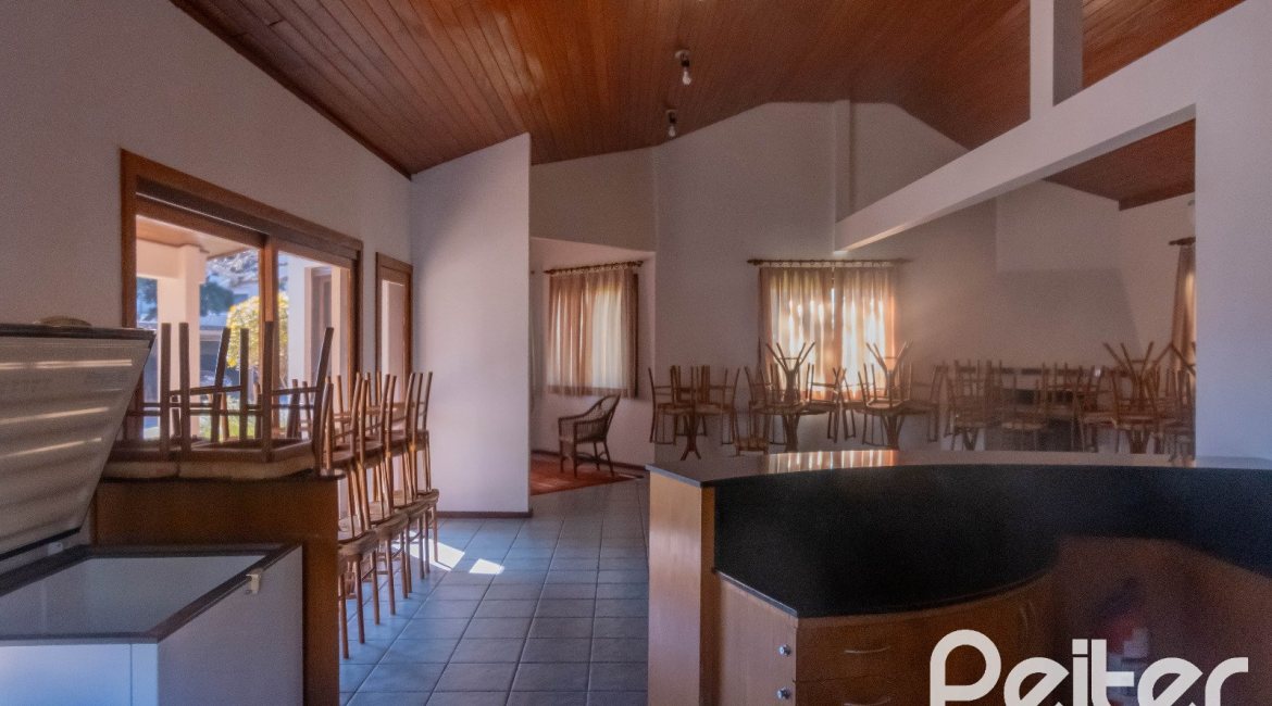 Apartamento à venda com 116m², 3 dormitórios, 1 suíte, 2 vagas, no bairro Tristeza em PORTO ALEGRE