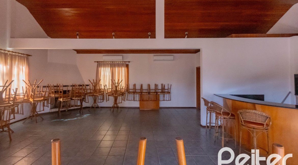 Apartamento à venda com 116m², 3 dormitórios, 1 suíte, 2 vagas, no bairro Tristeza em PORTO ALEGRE