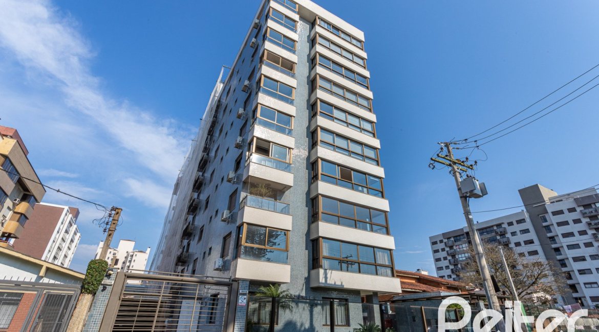 Apartamento à venda com 215m², 3 dormitórios, 3 suítes, 3 vagas, no bairro Tristeza em PORTO ALEGRE