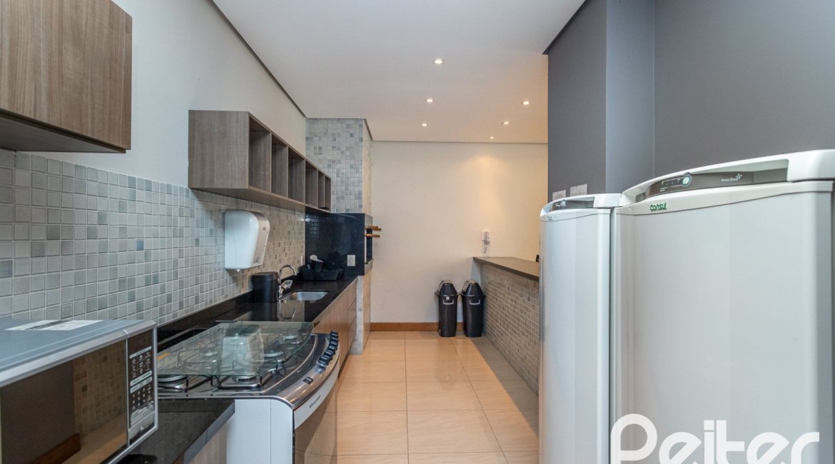 Apartamento à venda com 215m², 3 dormitórios, 3 suítes, 3 vagas, no bairro Tristeza em PORTO ALEGRE