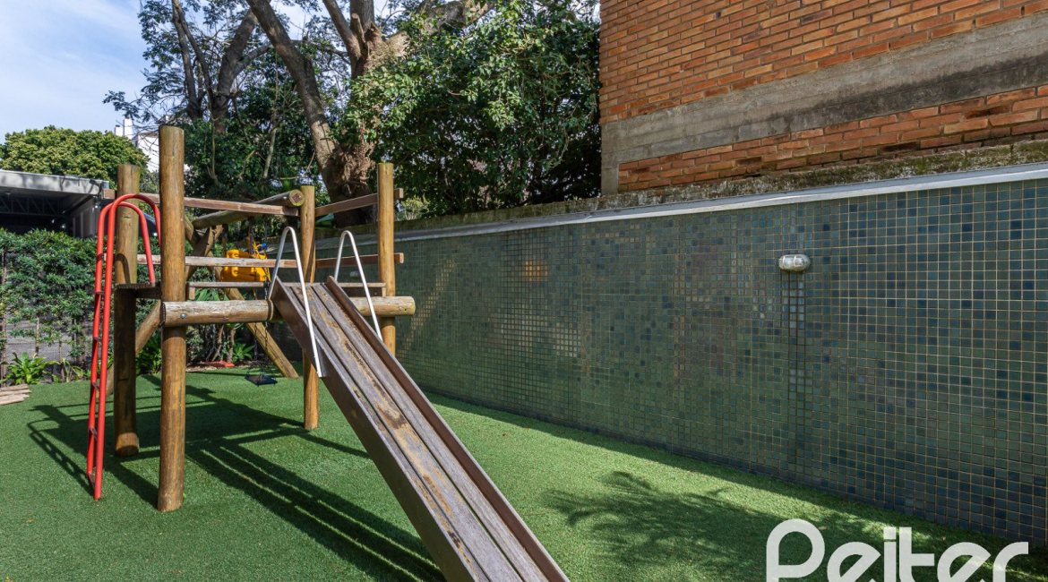 Apartamento à venda com 215m², 3 dormitórios, 3 suítes, 3 vagas, no bairro Tristeza em PORTO ALEGRE