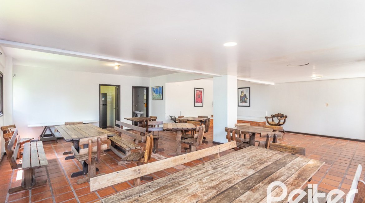 Apartamento à venda com 157m², 3 dormitórios, 1 suíte, 2 vagas, no bairro Tristeza em PORTO ALEGRE