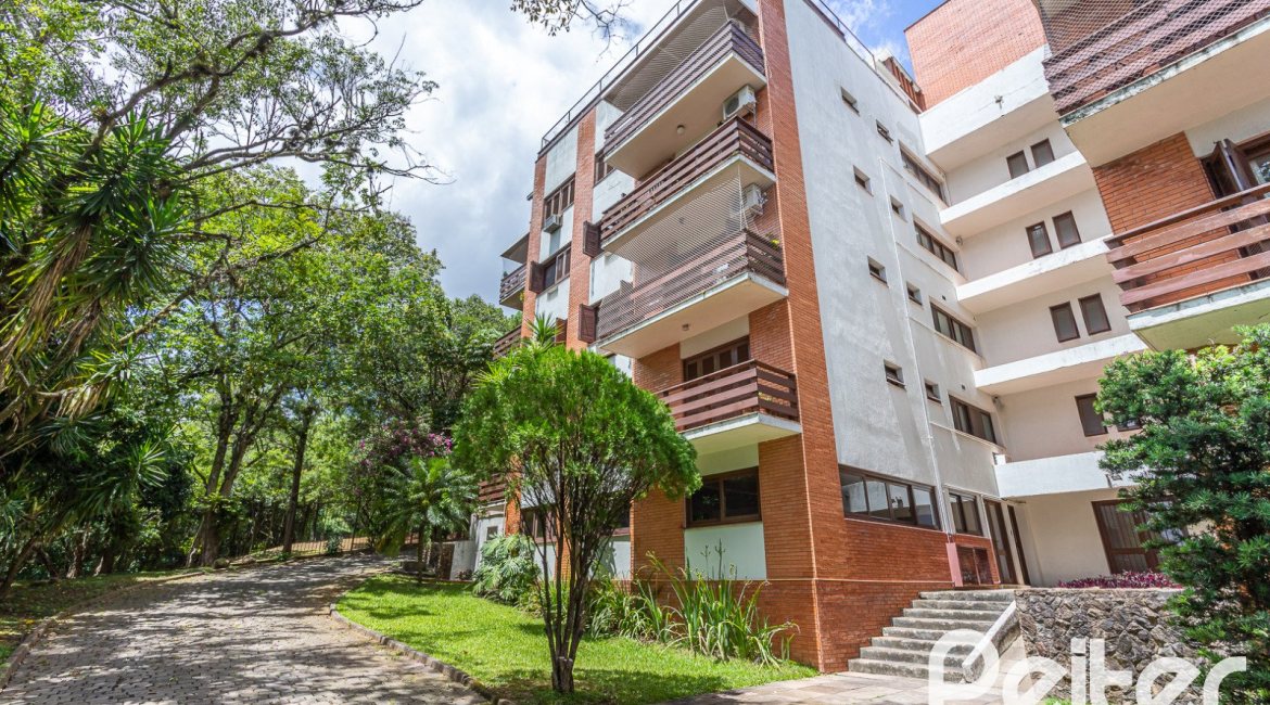Apartamento à venda com 157m², 3 dormitórios, 1 suíte, 2 vagas, no bairro Tristeza em PORTO ALEGRE