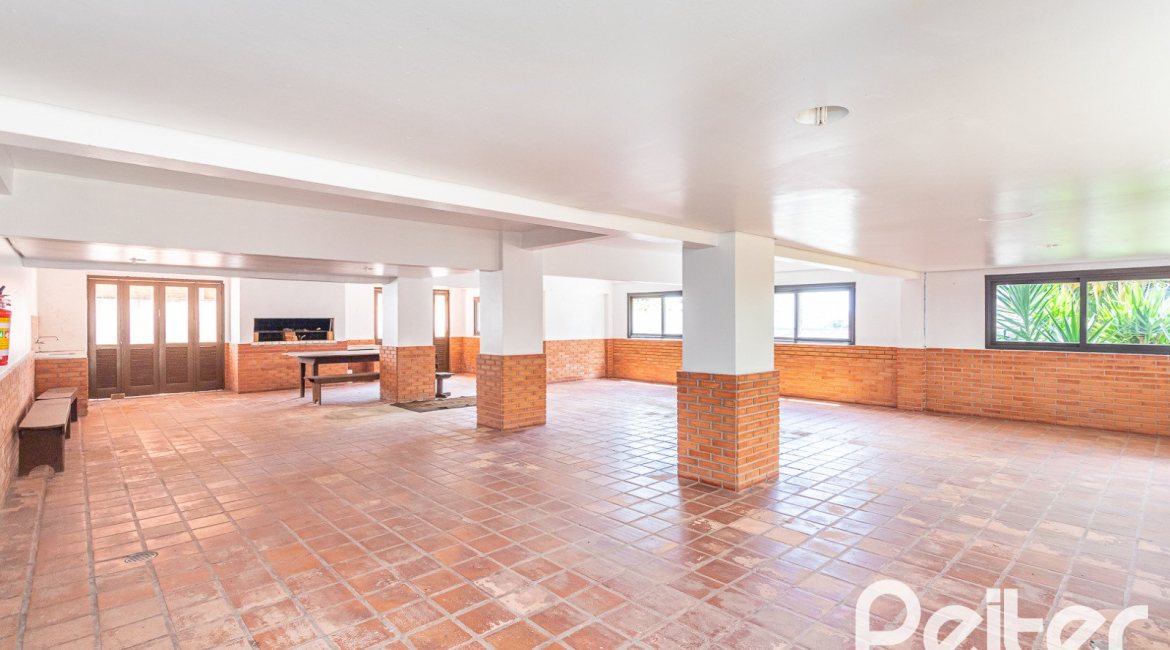 Apartamento à venda com 157m², 3 dormitórios, 1 suíte, 2 vagas, no bairro Tristeza em PORTO ALEGRE