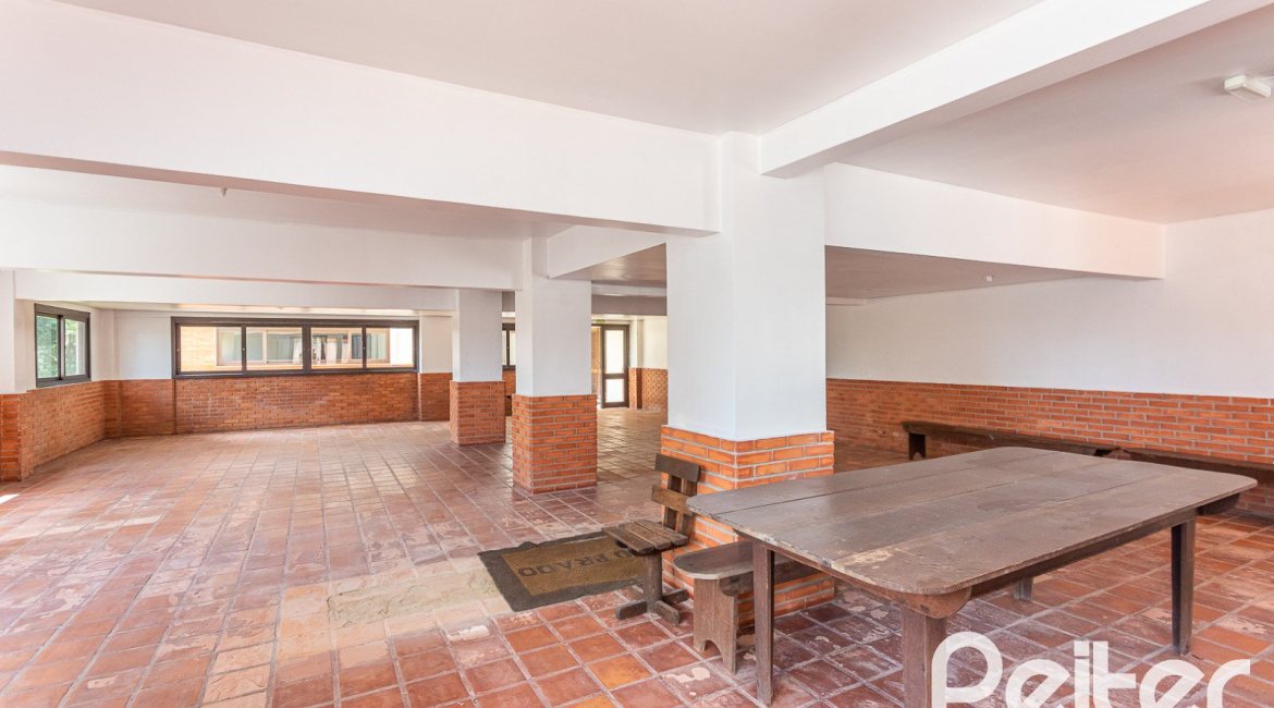 Apartamento à venda com 157m², 3 dormitórios, 1 suíte, 2 vagas, no bairro Tristeza em PORTO ALEGRE