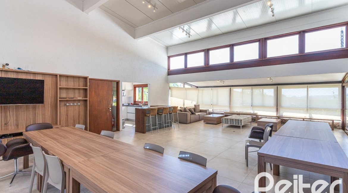  à venda, no bairro  em 