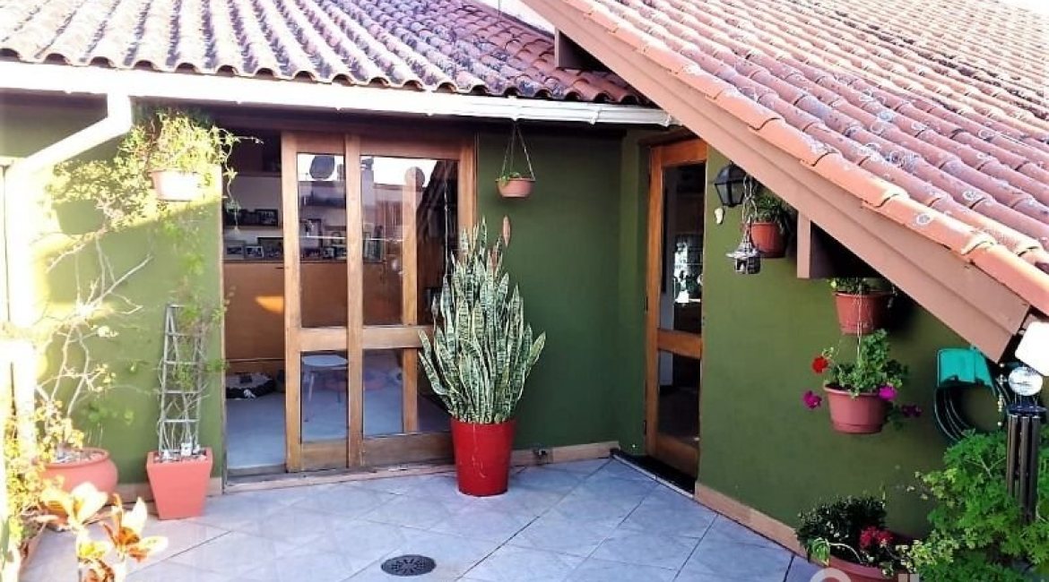 Cobertura à venda com 137m², 3 dormitórios, 2 vagas, no bairro Tristeza em Porto Alegre