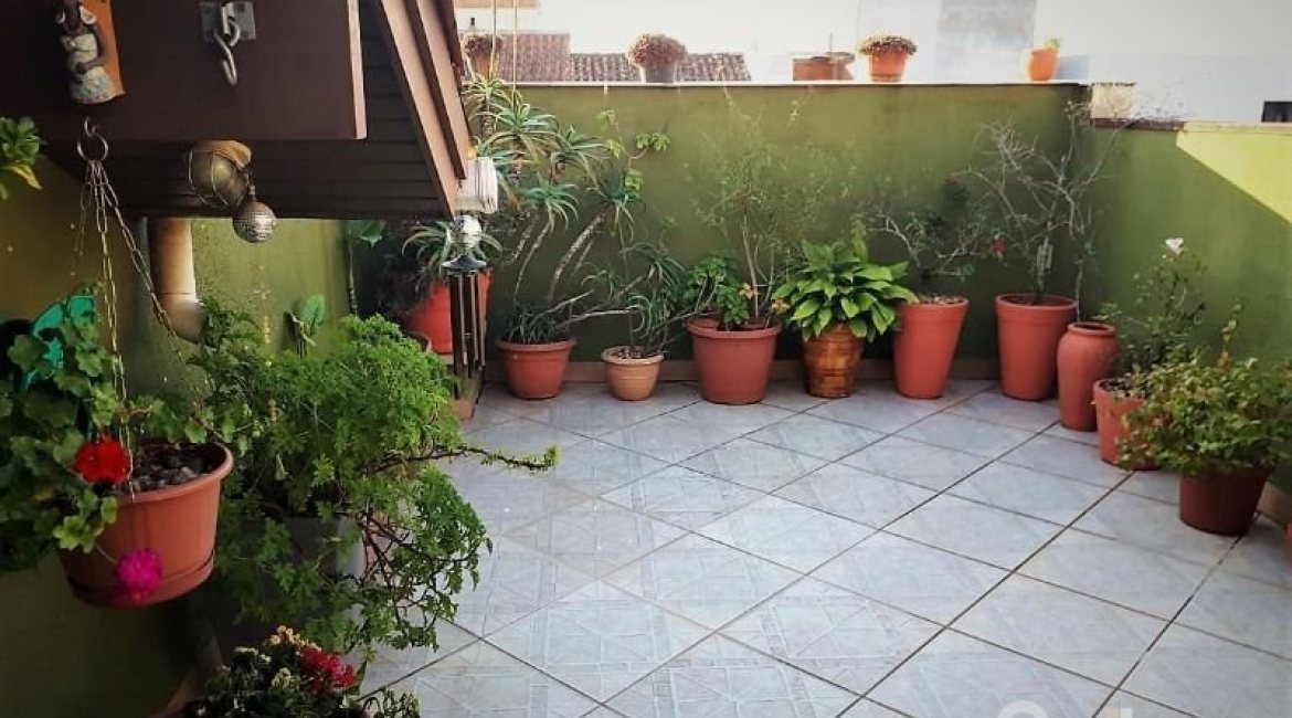 Cobertura à venda com 137m², 3 dormitórios, 2 vagas, no bairro Tristeza em Porto Alegre