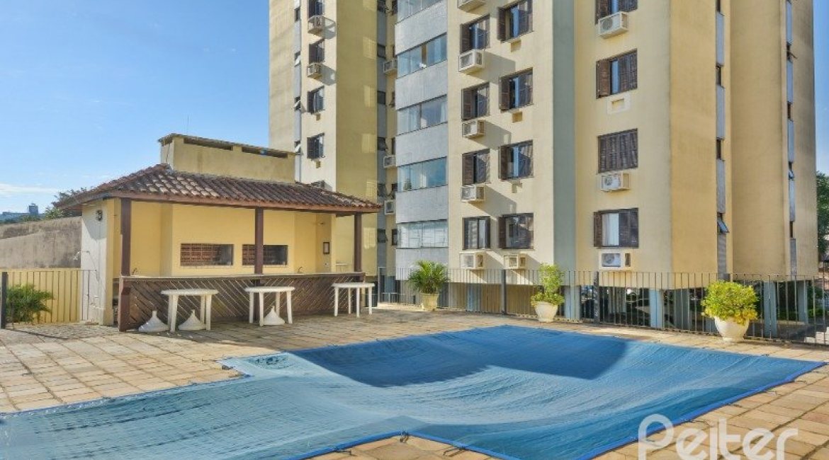 Apartamento à venda com 95m², 3 dormitórios, 1 suíte, 2 vagas, no bairro Tristeza em PORTO ALEGRE