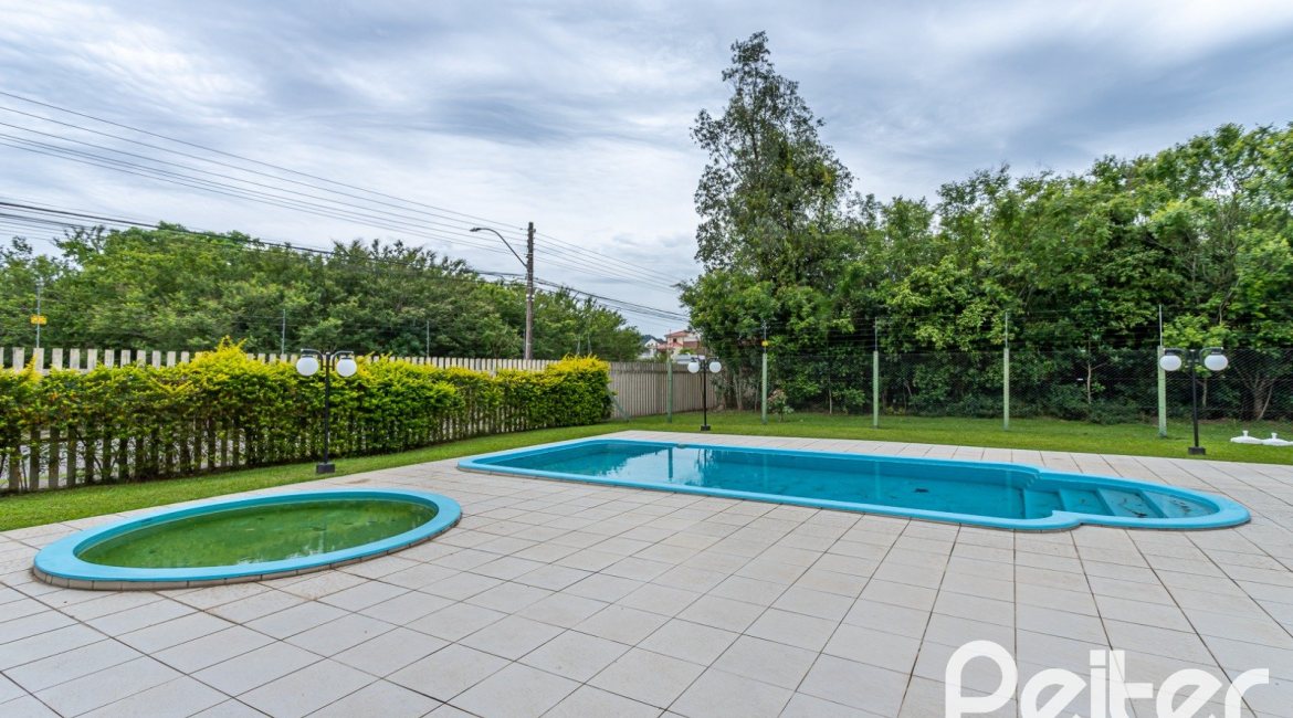 Casa em Condomínio à venda com 108m², 3 dormitórios, 2 suítes, 2 vagas, no bairro Hípica em PORTO ALEGRE