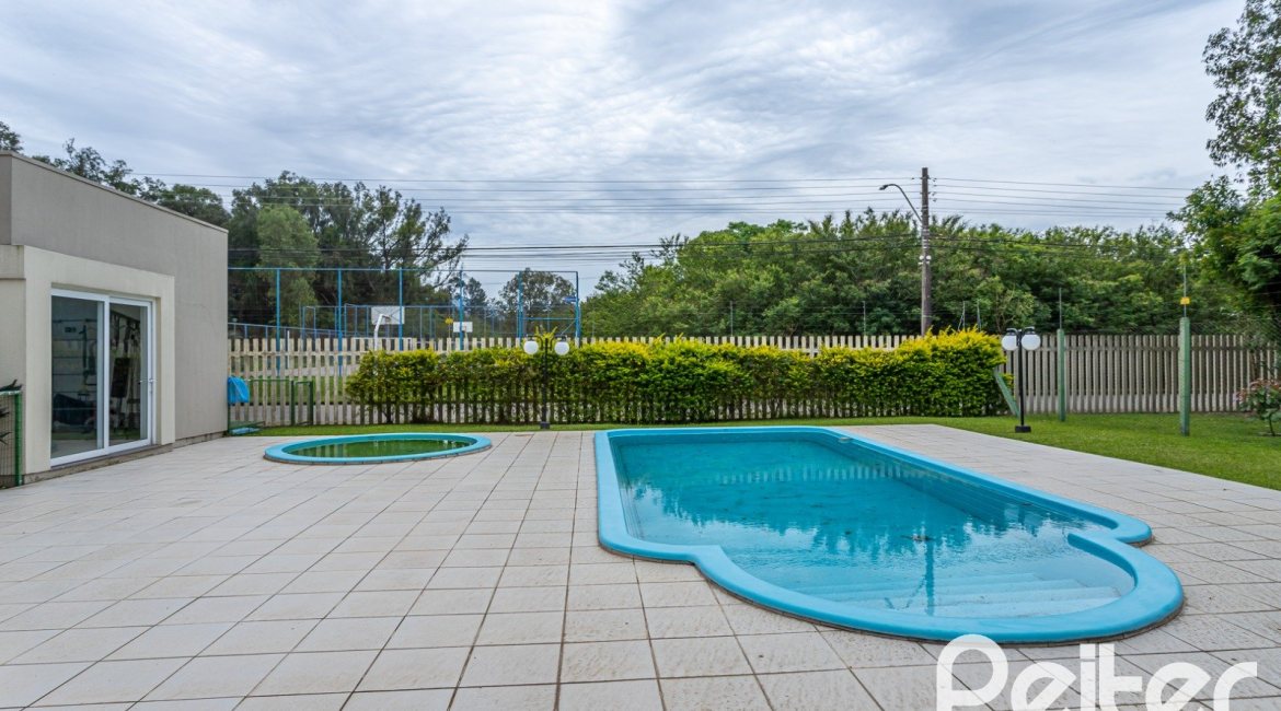 Casa em Condomínio à venda com 108m², 3 dormitórios, 2 suítes, 2 vagas, no bairro Hípica em PORTO ALEGRE