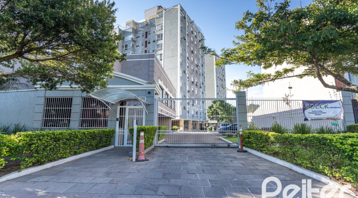 Apartamento à venda com 75m², 3 dormitórios, 1 suíte, 2 vagas, no bairro Tristeza em PORTO ALEGRE