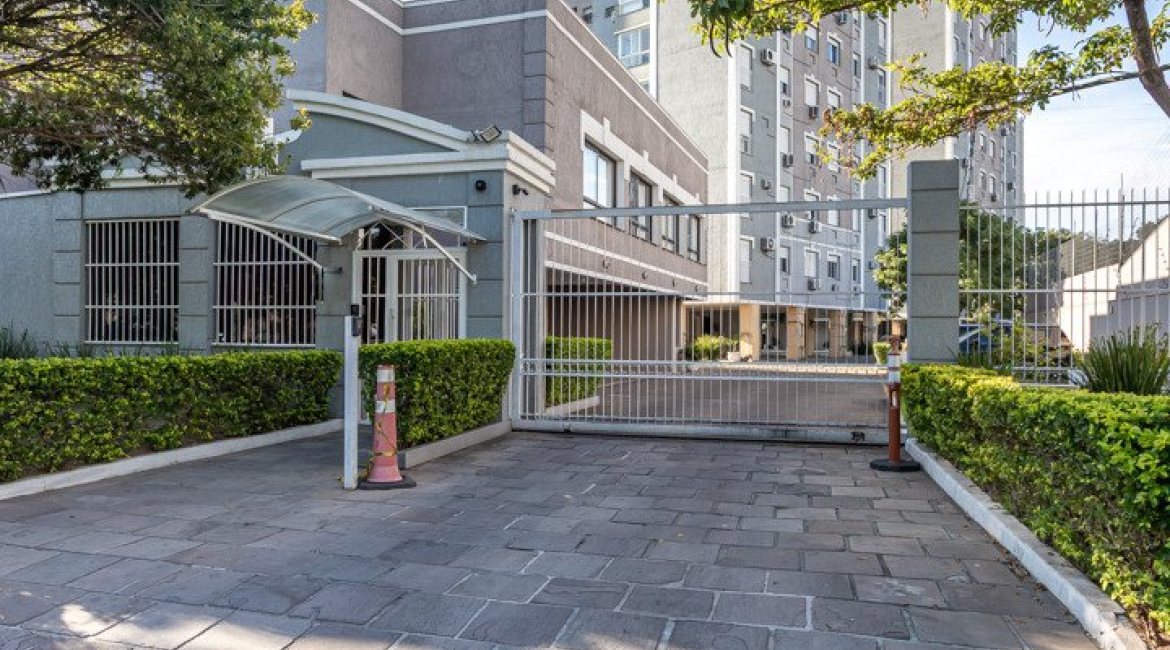 Apartamento à venda com 75m², 3 dormitórios, 1 suíte, 2 vagas, no bairro Tristeza em PORTO ALEGRE