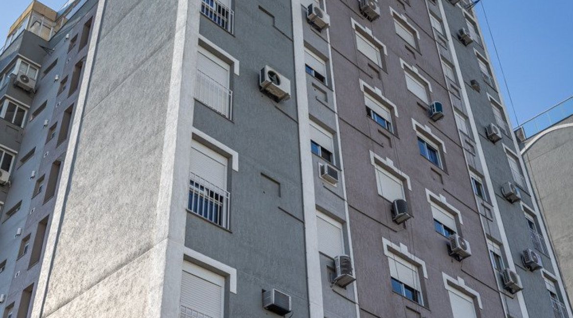 Apartamento à venda com 75m², 3 dormitórios, 1 suíte, 2 vagas, no bairro Tristeza em PORTO ALEGRE