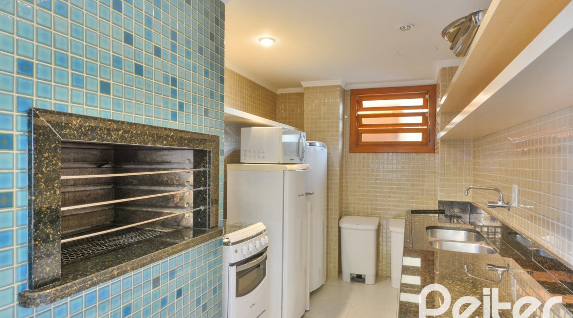 Apartamento à venda com 156m², 3 dormitórios, 1 suíte, 3 vagas, no bairro Tristeza em PORTO ALEGRE