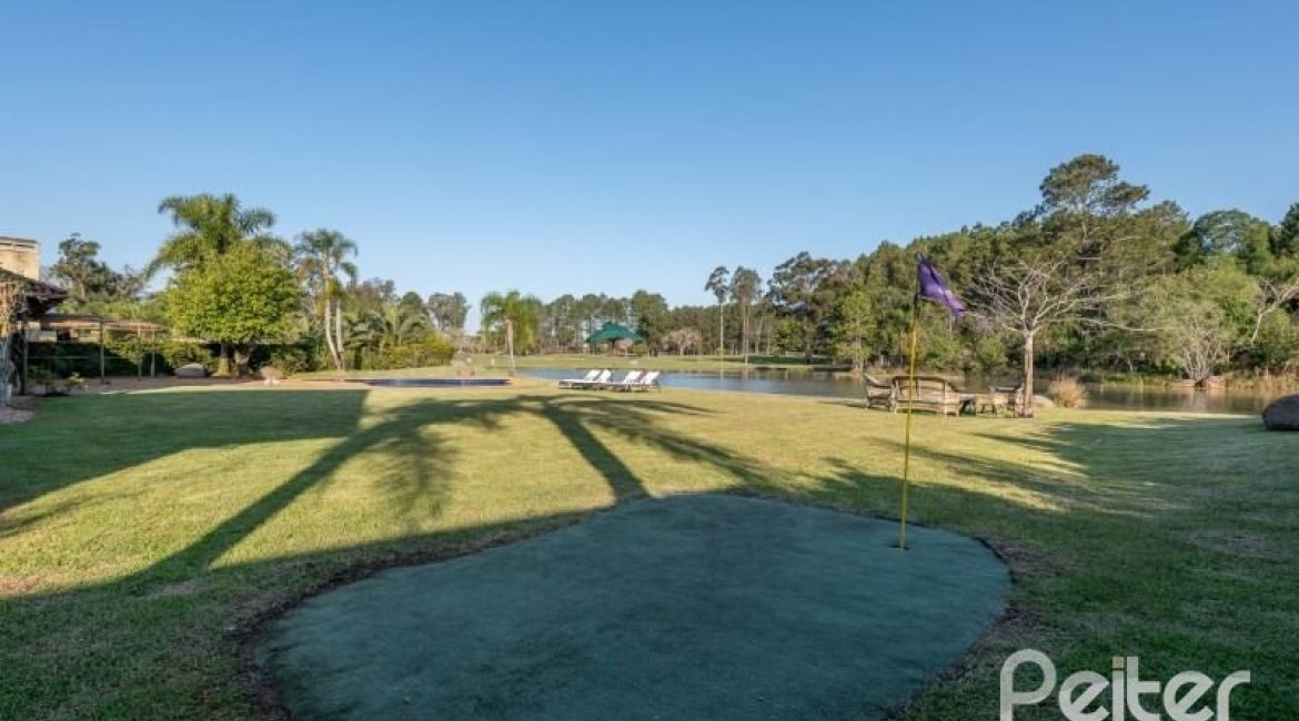 Casa em Condomínio à venda com 817m², 5 dormitórios, 5 suítes, 8 vagas, no bairro Terra Ville em PORTO ALEGRE