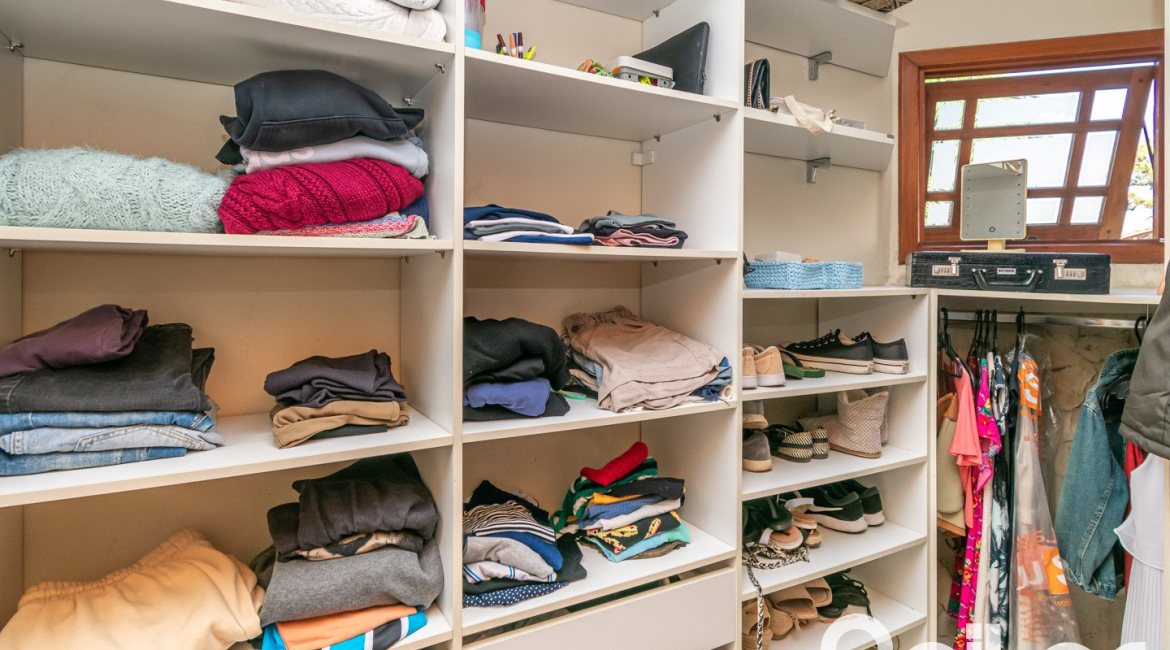 Casa em Condomínio à venda com 166m², 3 dormitórios, 1 suíte, 1 vaga, no bairro Jardim Isabel em Porto Alegre