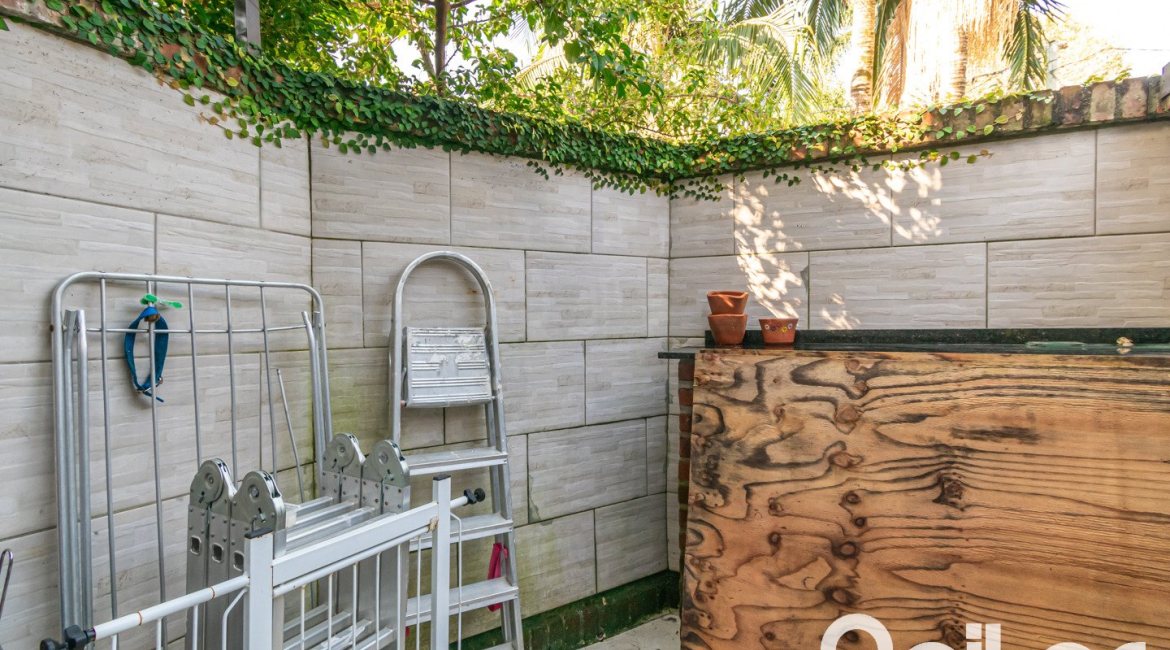 Casa em Condomínio à venda com 166m², 3 dormitórios, 1 suíte, 1 vaga, no bairro Jardim Isabel em Porto Alegre