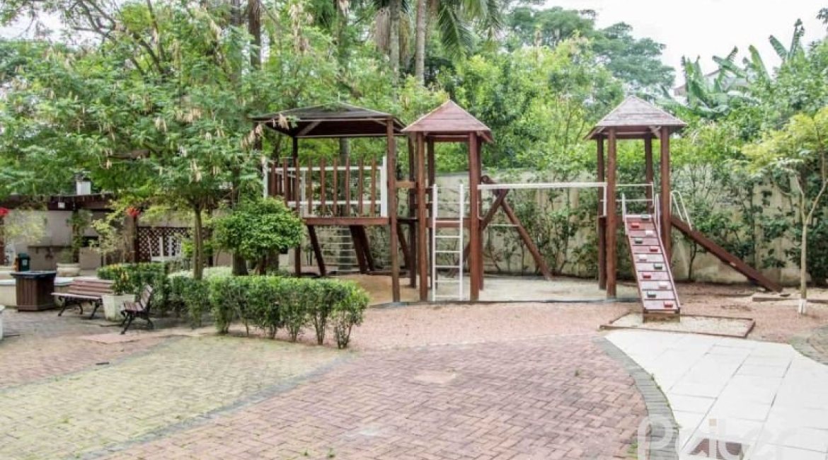 Apartamento à venda com 65m², 2 dormitórios, 1 suíte, 1 vaga, no bairro Cristal em PORTO ALEGRE