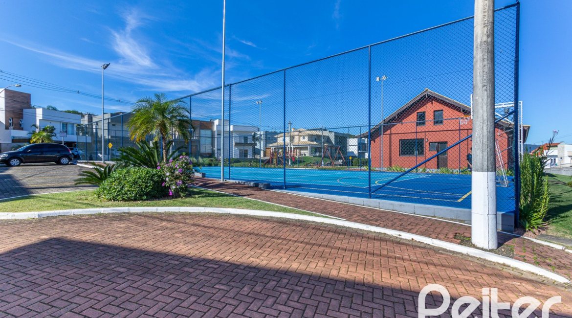 Casa em Condomínio à venda com 266m², 3 dormitórios, 3 suítes, 2 vagas, no bairro Hipica em PORTO ALEGRE