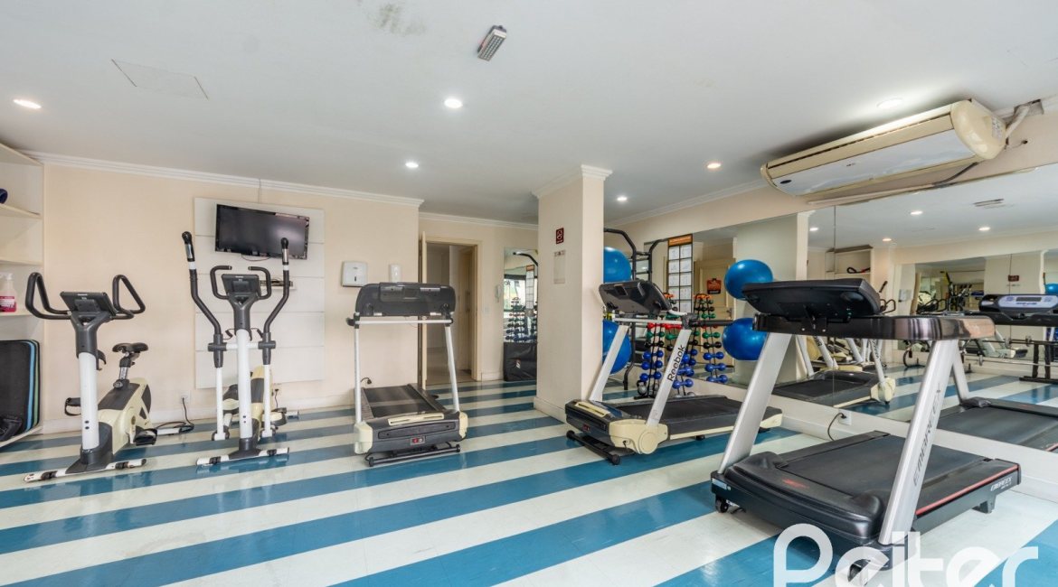 Cobertura à venda com 145m², 3 dormitórios, 1 suíte, 2 vagas, no bairro Tristeza em PORTO ALEGRE