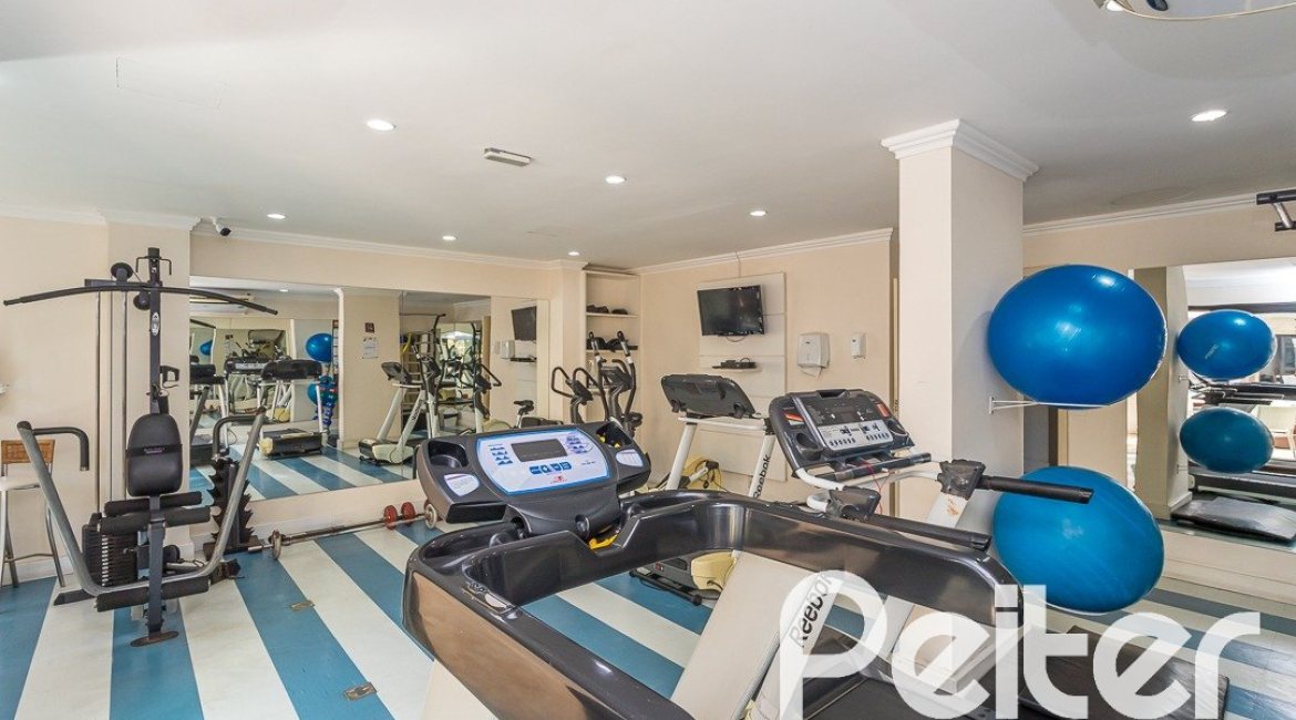 Cobertura à venda com 145m², 3 dormitórios, 1 suíte, 2 vagas, no bairro Tristeza em PORTO ALEGRE