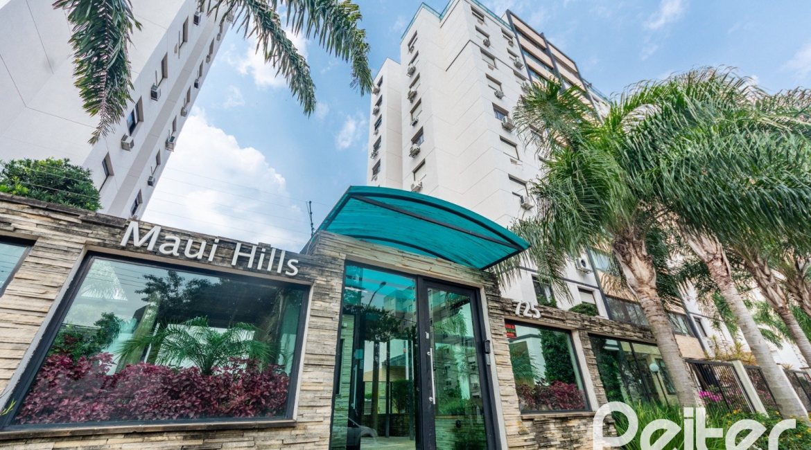 Cobertura à venda com 145m², 3 dormitórios, 1 suíte, 2 vagas, no bairro Tristeza em PORTO ALEGRE