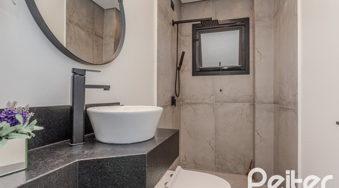 Casa em Condomínio à venda com 345m², 4 dormitórios, 4 suítes, 4 vagas, no bairro Alphaville em PORTO ALEGRE