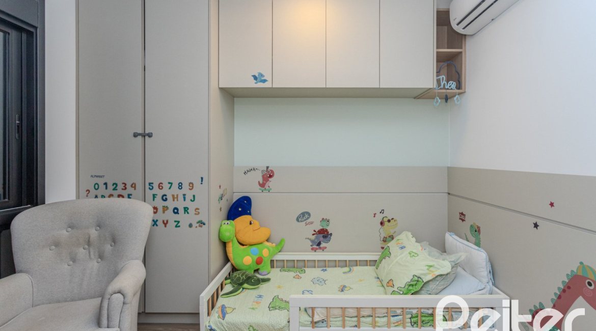 Casa em Condomínio à venda com 345m², 4 dormitórios, 4 suítes, 4 vagas, no bairro Alphaville em PORTO ALEGRE