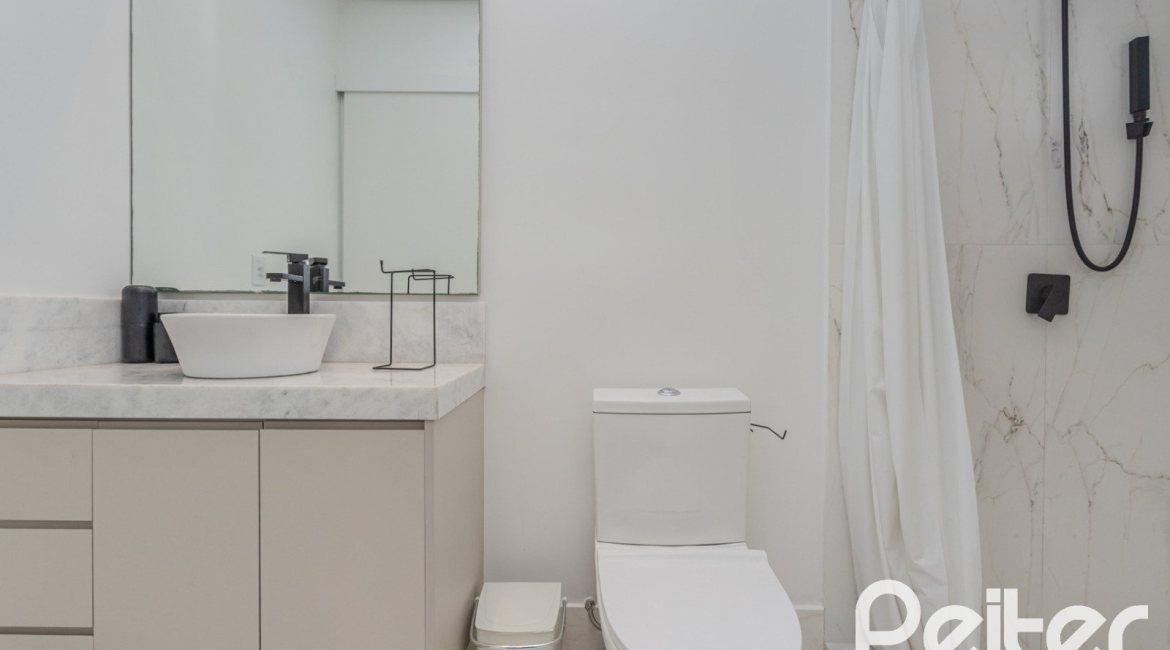 Casa em Condomínio à venda com 345m², 4 dormitórios, 4 suítes, 4 vagas, no bairro Alphaville em PORTO ALEGRE