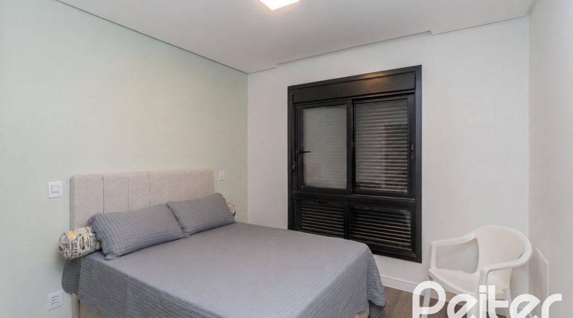 Casa em Condomínio à venda com 345m², 4 dormitórios, 4 suítes, 4 vagas, no bairro Alphaville em PORTO ALEGRE