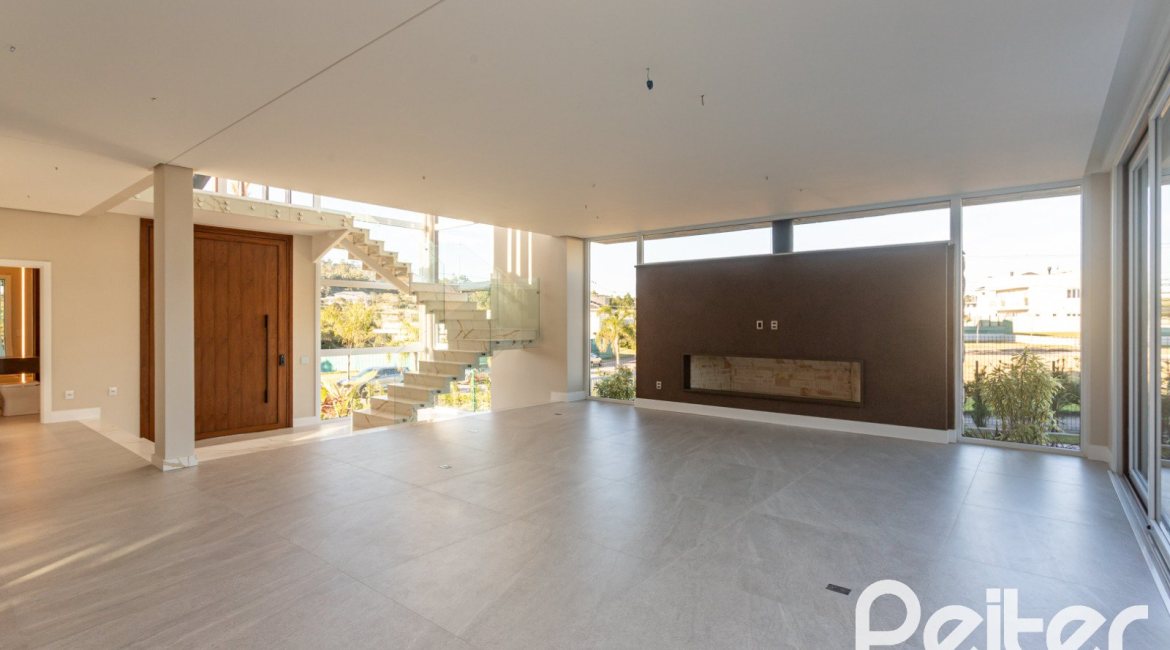 Casa em Condomínio à venda com 400m², 3 dormitórios, 3 suítes, 4 vagas, no bairro Alphaville em PORTO ALEGRE