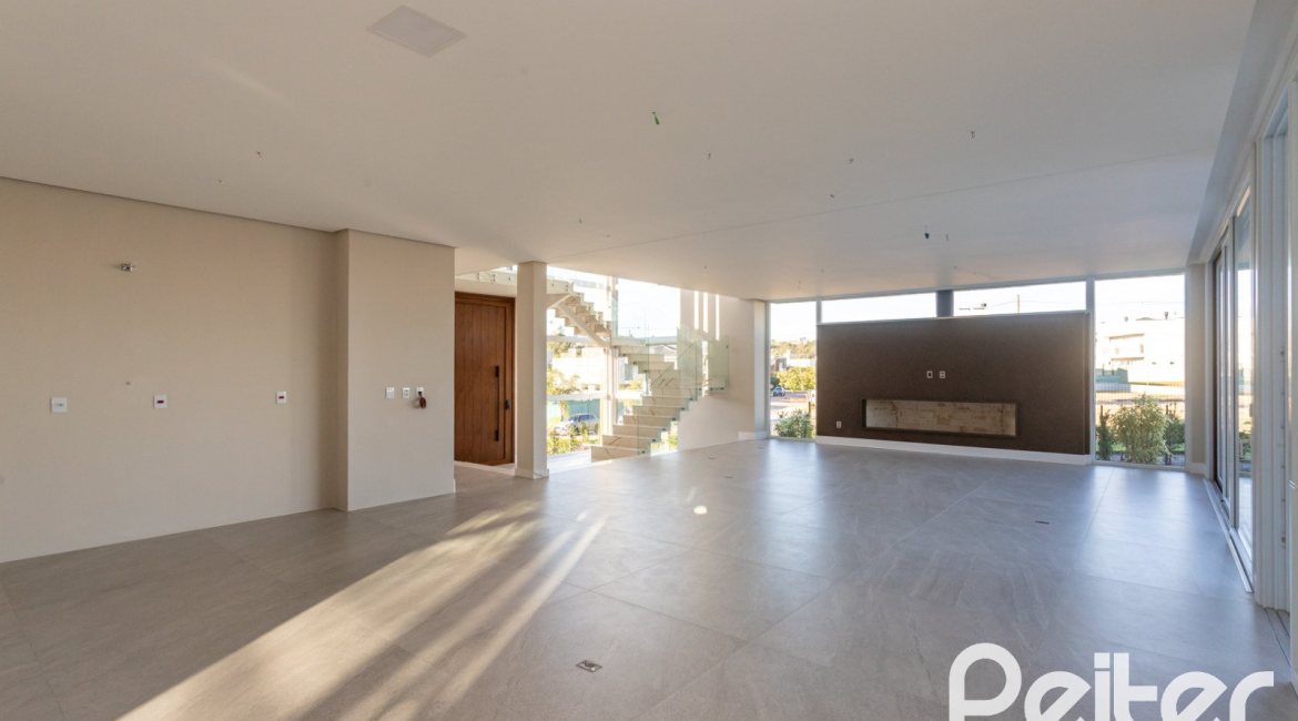 Casa em Condomínio à venda com 400m², 3 dormitórios, 3 suítes, 4 vagas, no bairro Alphaville em PORTO ALEGRE