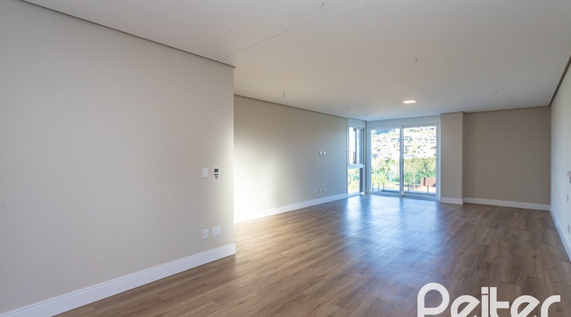Casa em Condomínio à venda com 400m², 3 dormitórios, 3 suítes, 4 vagas, no bairro Alphaville em PORTO ALEGRE