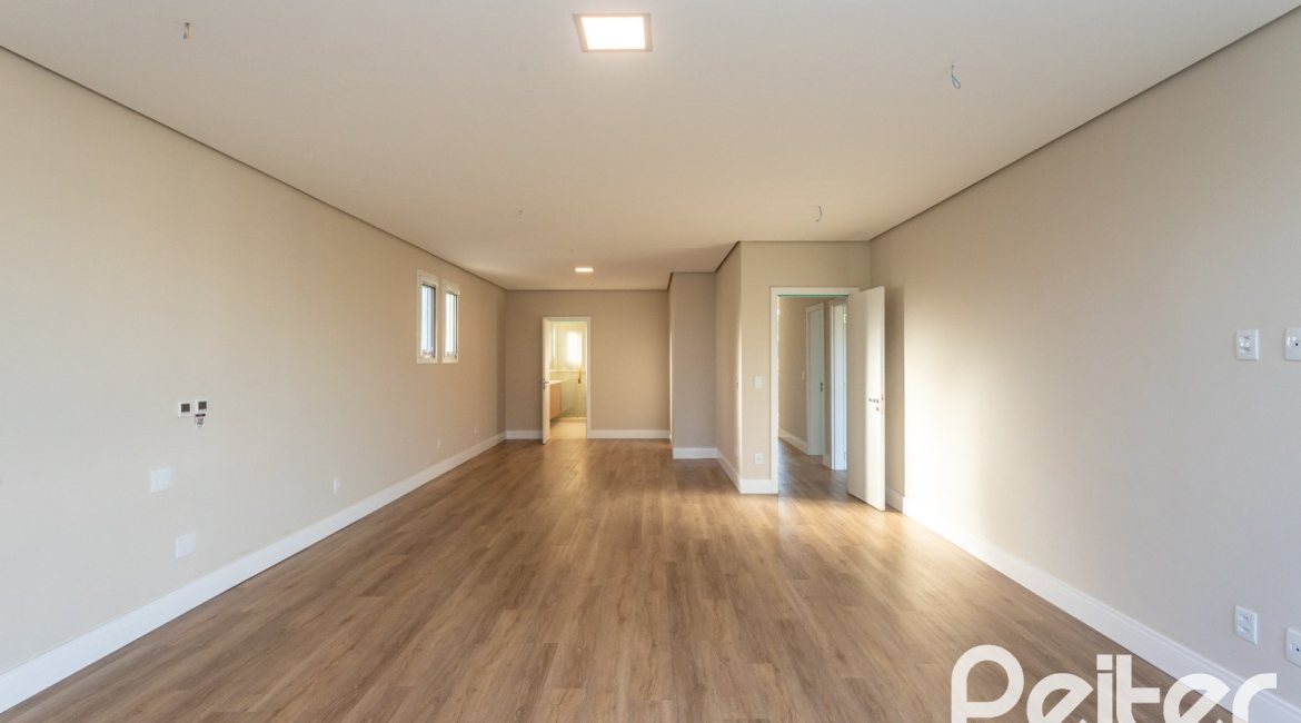Casa em Condomínio à venda com 400m², 3 dormitórios, 3 suítes, 4 vagas, no bairro Alphaville em PORTO ALEGRE
