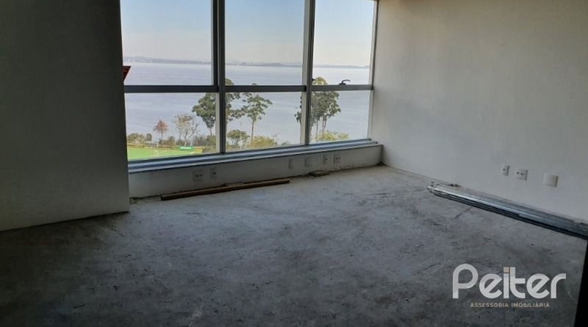 Comercial à venda com 40m², 1 vaga, no bairro Cristal em Porto Alegre