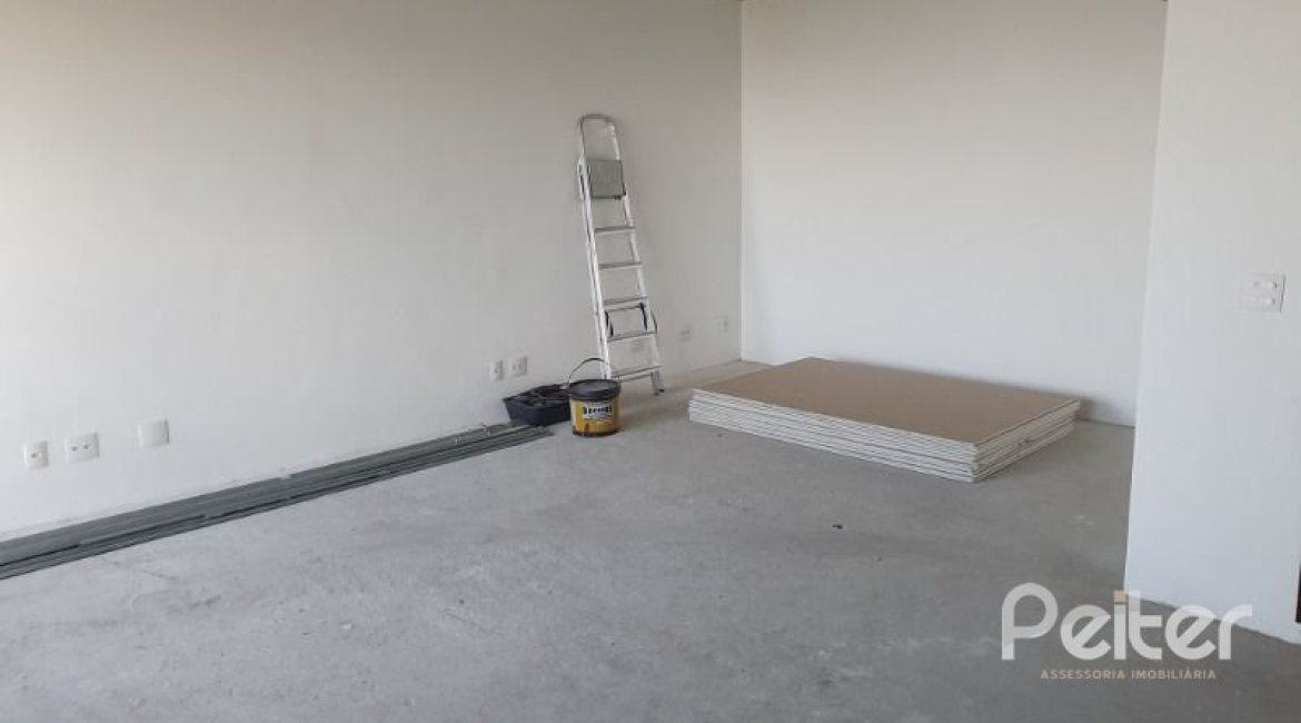 Comercial à venda com 40m², 1 vaga, no bairro Cristal em Porto Alegre