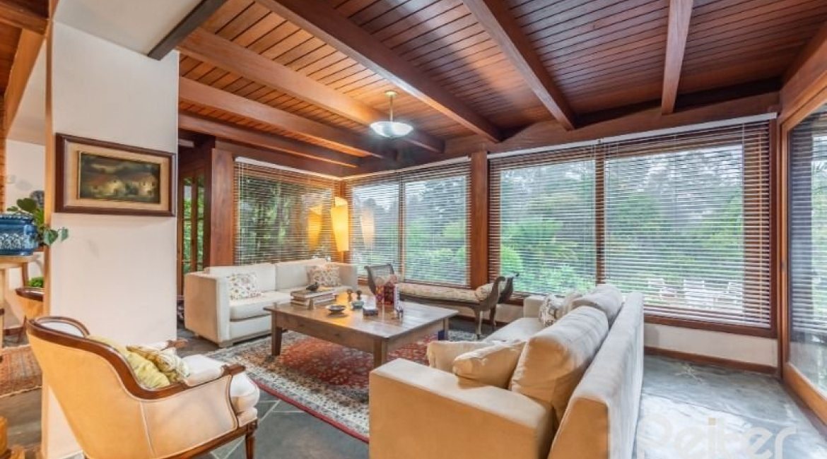  à venda, no bairro  em 