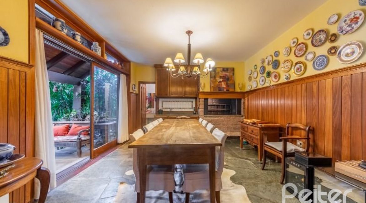  à venda, no bairro  em 