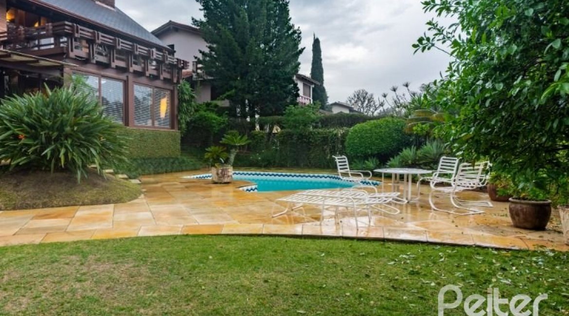  à venda, no bairro  em 