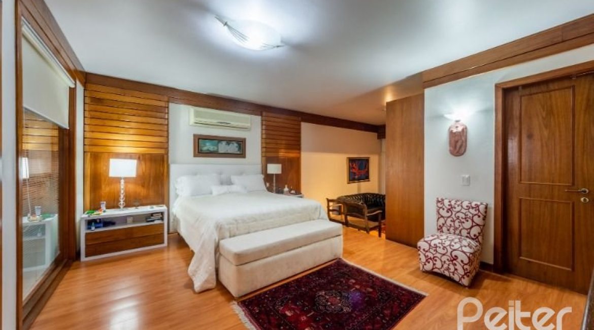  à venda, no bairro  em 