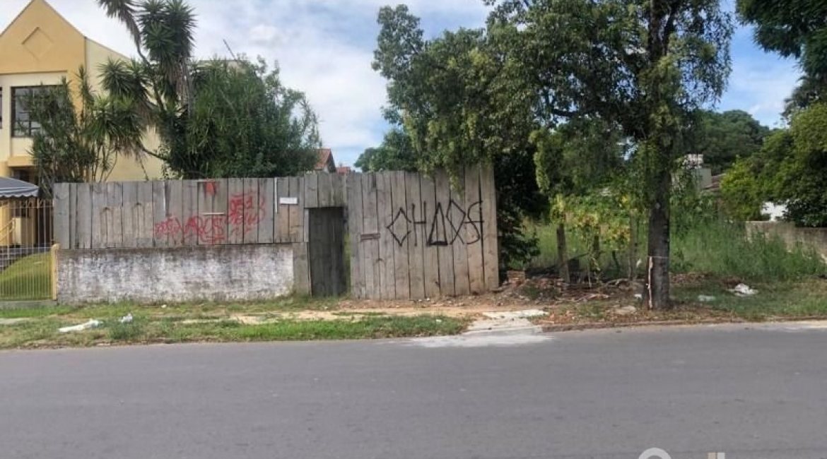 Terreno à venda com 1374m², no bairro Ipanema em Porto Alegre