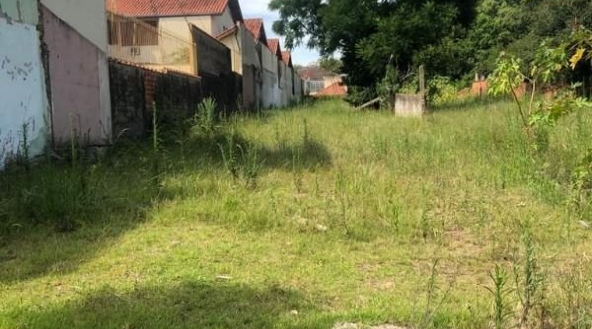 Terreno à venda com 1374m², no bairro Ipanema em Porto Alegre