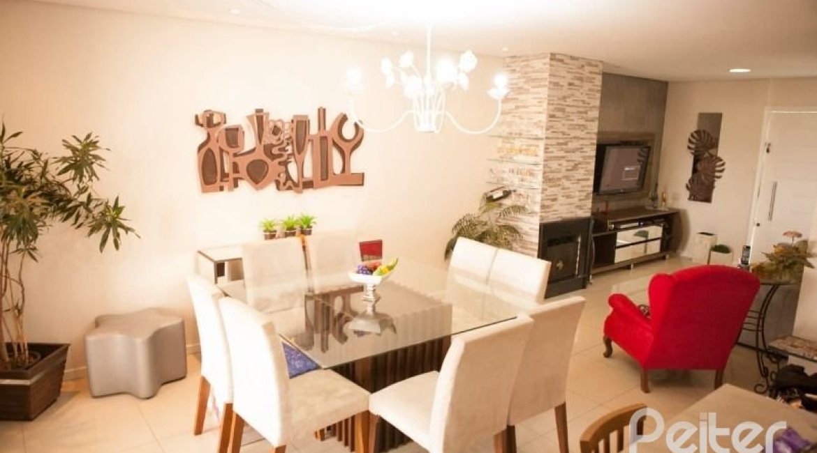 Casa em Condomínio à venda com 132m², 3 dormitórios, 1 suíte, 2 vagas, no bairro Vila Nova em PORTO ALEGRE