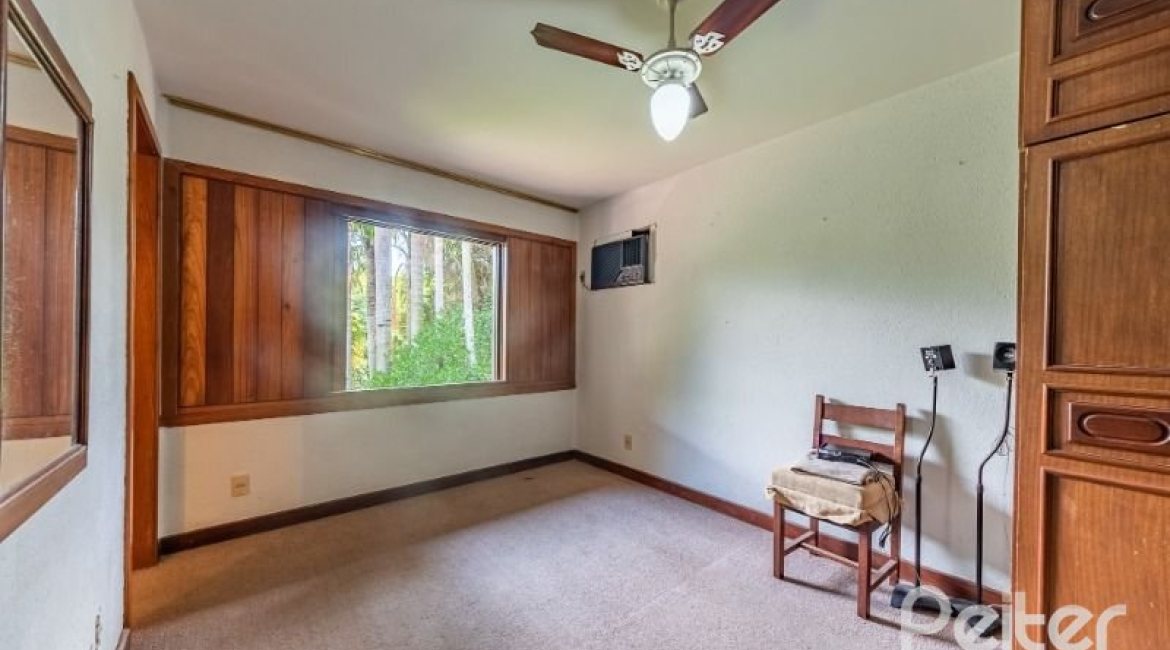 Casa em Condomínio à venda com 654m², 5 dormitórios, 5 suítes, 4 vagas, no bairro Cavalhada em PORTO ALEGRE