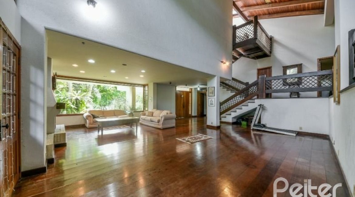 Casa em Condomínio à venda com 654m², 5 dormitórios, 5 suítes, 4 vagas, no bairro Cavalhada em PORTO ALEGRE