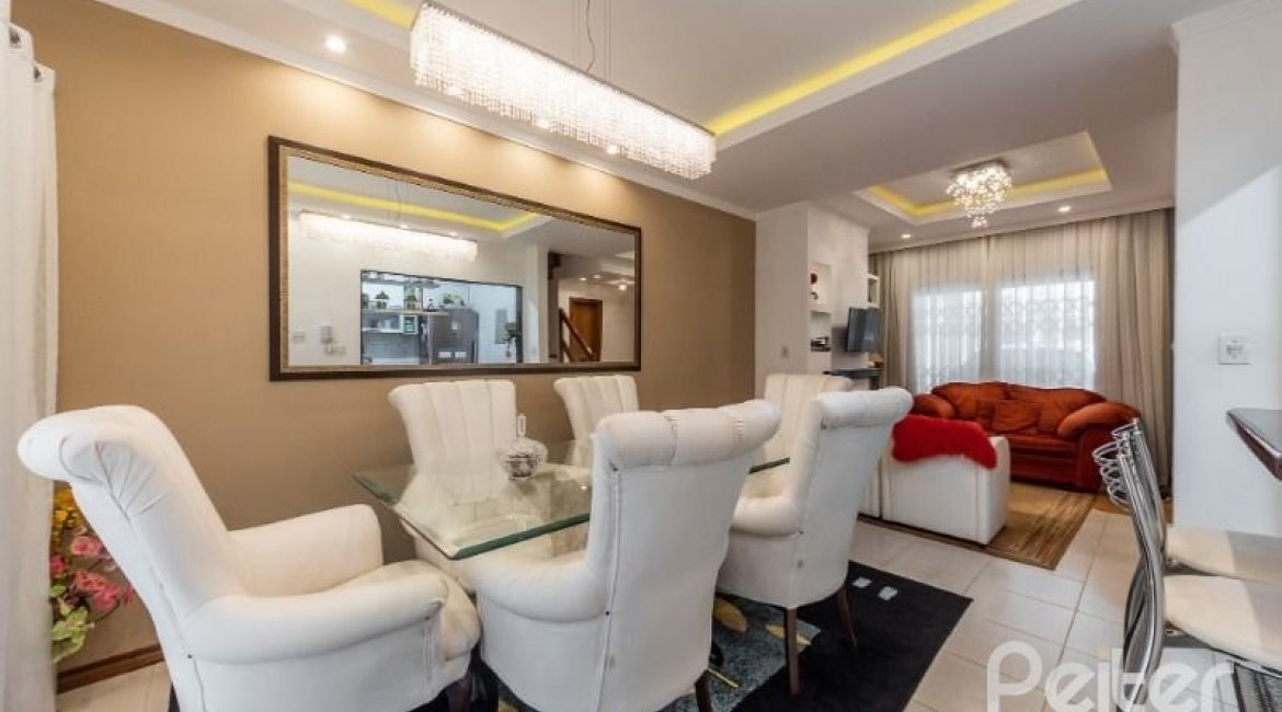 Casa em Condomínio à venda com 186m², 3 dormitórios, 1 suíte, 2 vagas, no bairro Ipanema em Porto Alegre