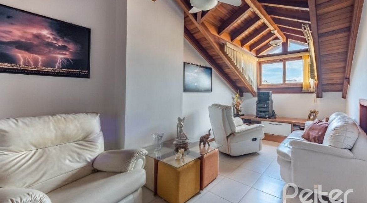 Casa em Condomínio à venda com 186m², 3 dormitórios, 1 suíte, 2 vagas, no bairro Ipanema em Porto Alegre