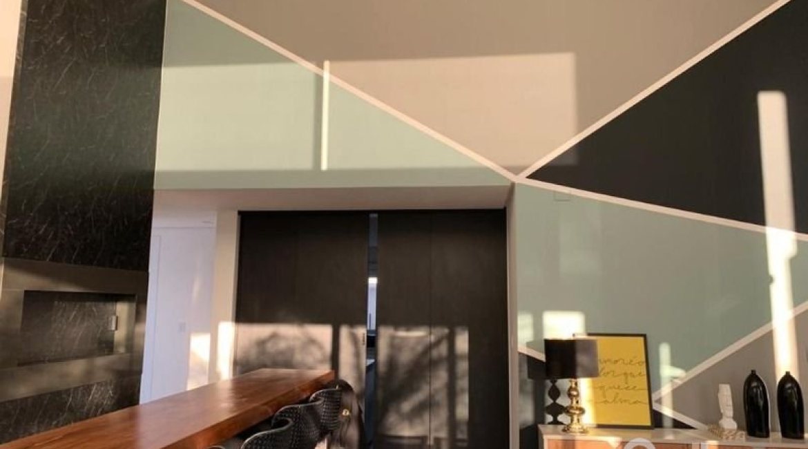  à venda, no bairro  em 